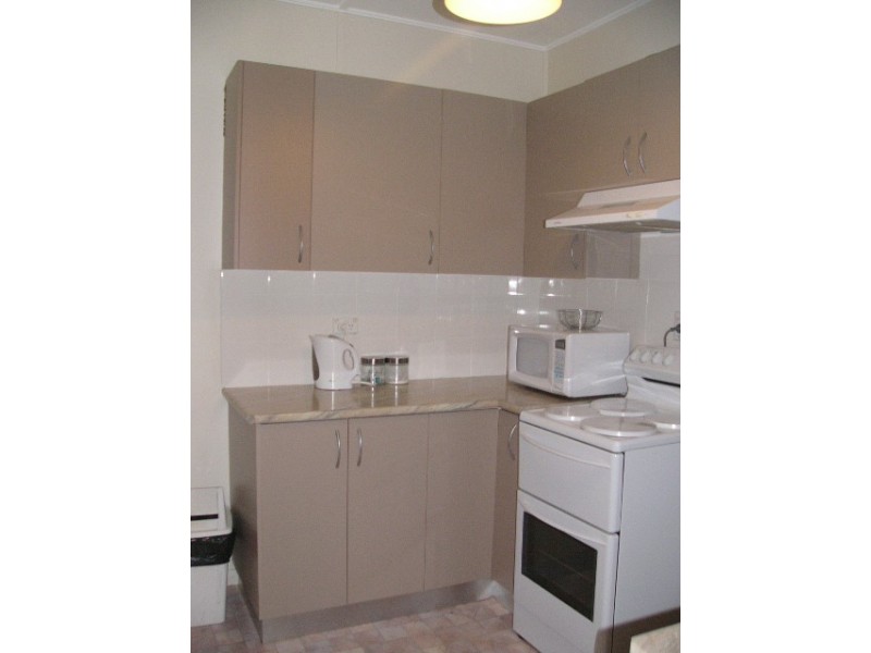 7 MULGA STREET, Blackall QLD 4472