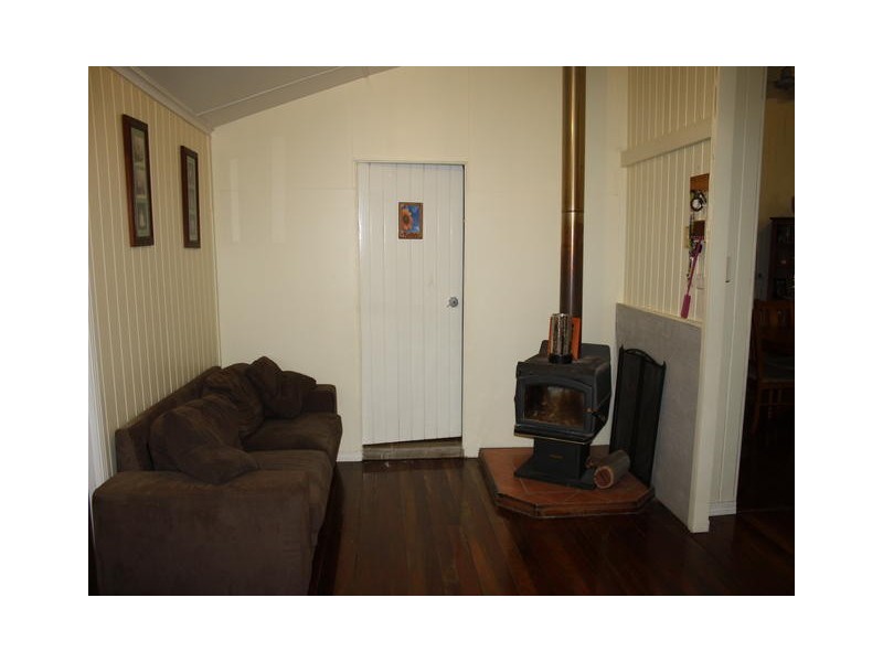 5 GIDYEA STREET, Blackall QLD 4472