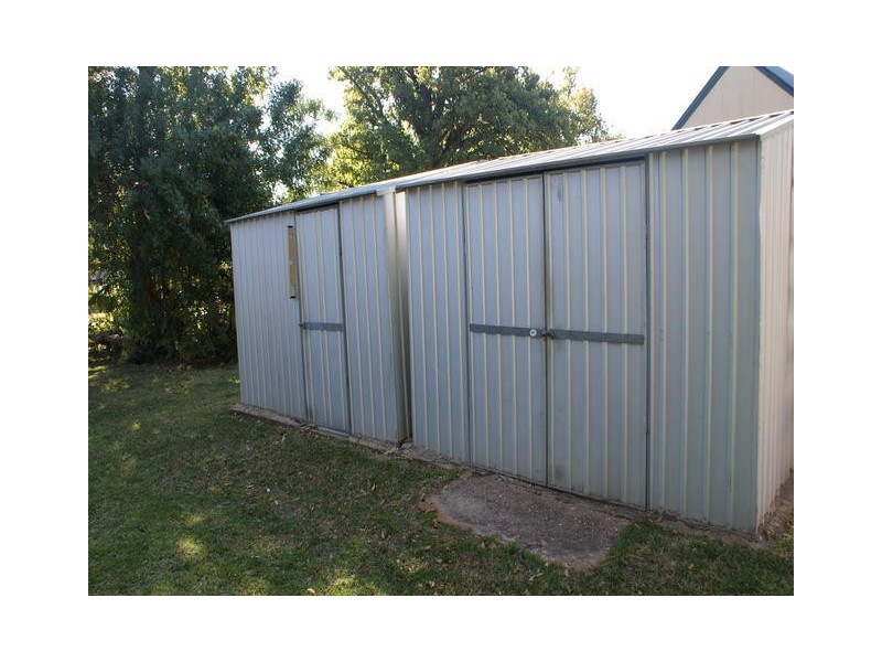 5 GIDYEA STREET, Blackall QLD 4472