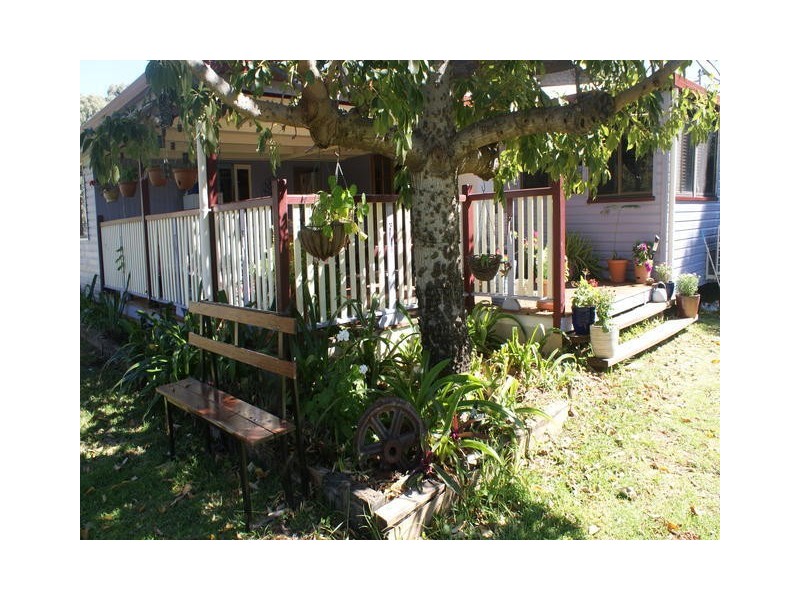 5 GIDYEA STREET, Blackall QLD 4472