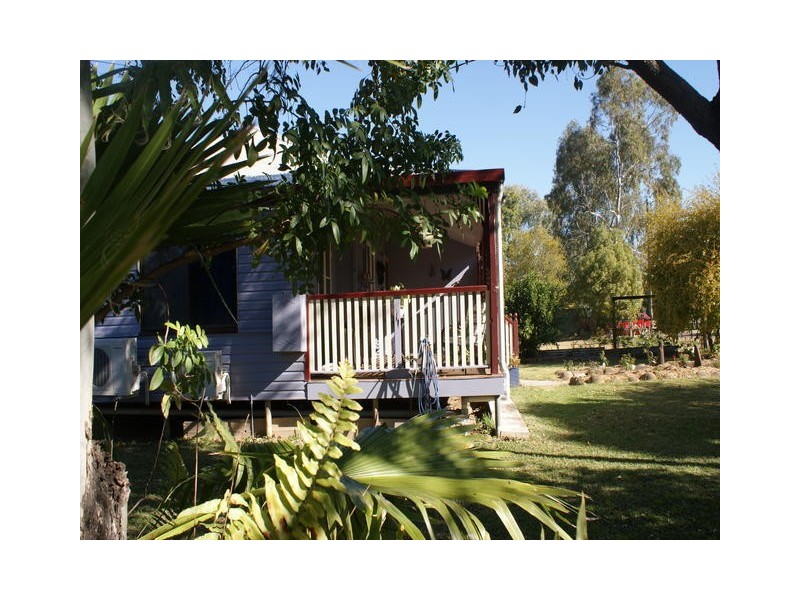 5 GIDYEA STREET, Blackall QLD 4472