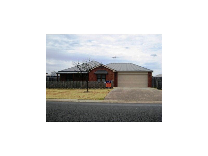 12 Branch Creek Road, Dalby QLD 4405