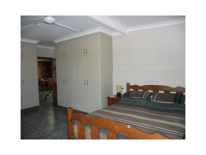 225 PADDY’S CREEK RD, Miles QLD 4415