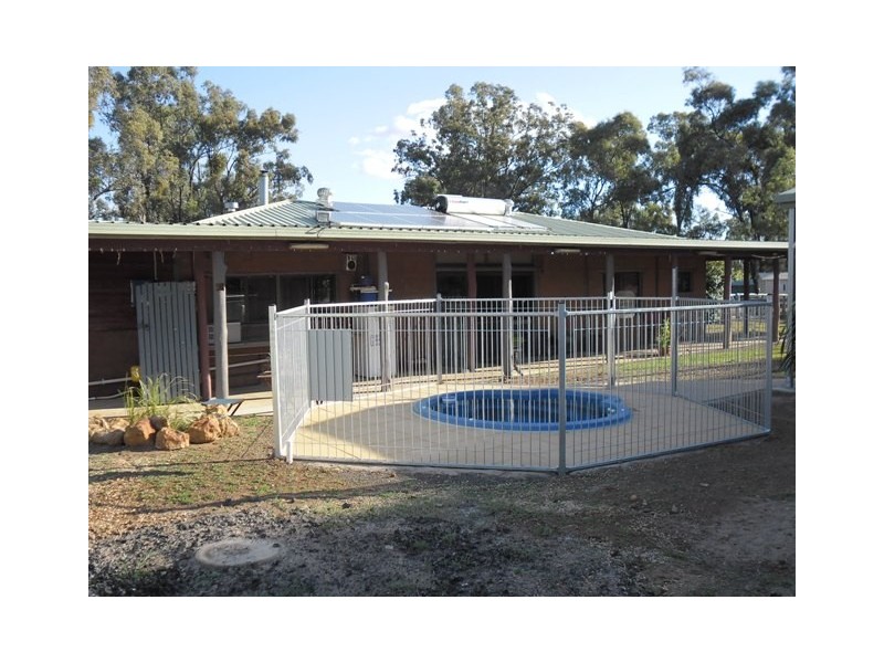 225 PADDY’S CREEK RD, Miles QLD 4415