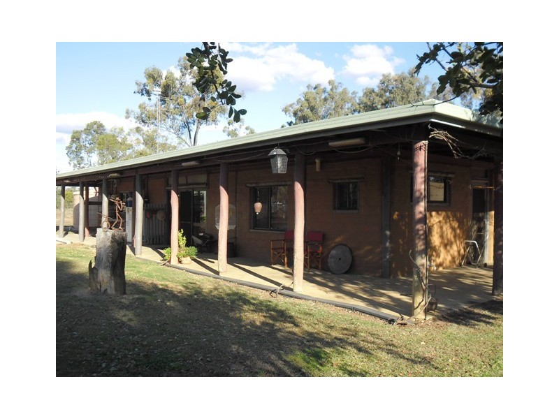 225 PADDY’S CREEK RD, Miles QLD 4415