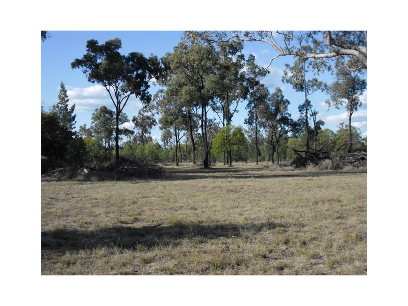 225 PADDY’S CREEK RD, Miles QLD 4415
