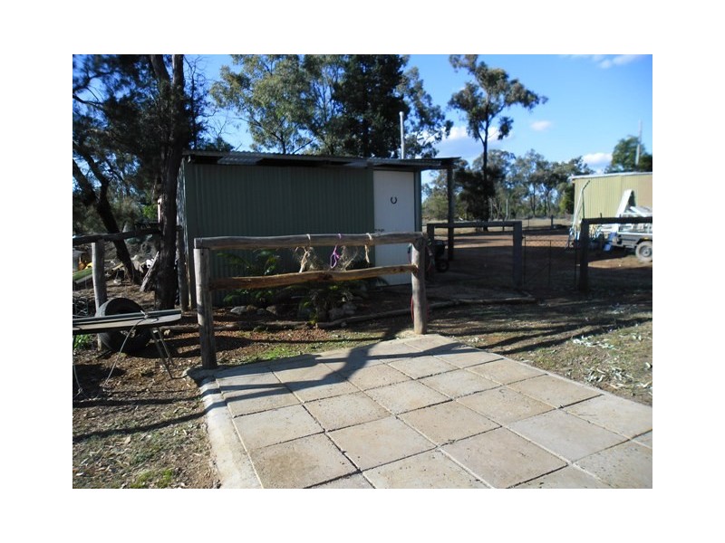 225 PADDY’S CREEK RD, Miles QLD 4415