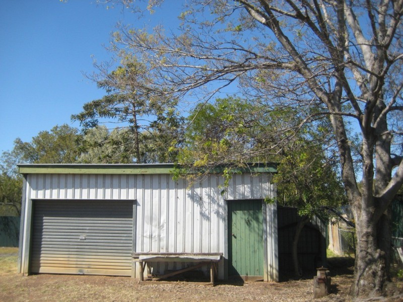 34 Palmer Street, Dalby QLD 4405