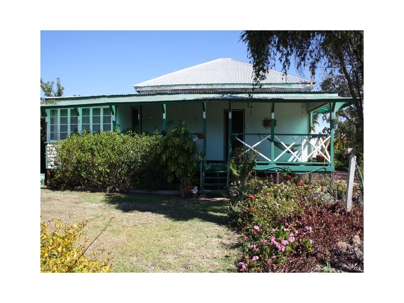 72 ROSE STREET, Blackall QLD 4472