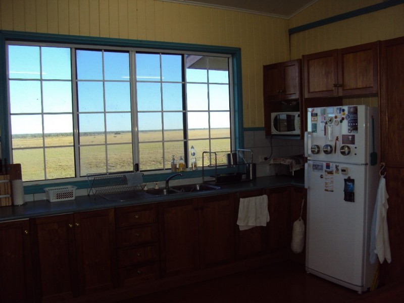 61-63 Leichardt St, Ilfracombe QLD 4727