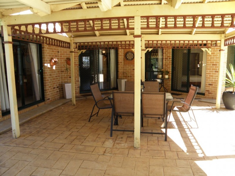 85 Chelldan Avenue, Dalby QLD 4405