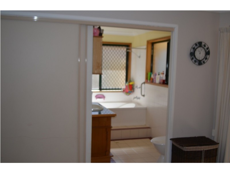 85 Chelldan Avenue, Dalby QLD 4405