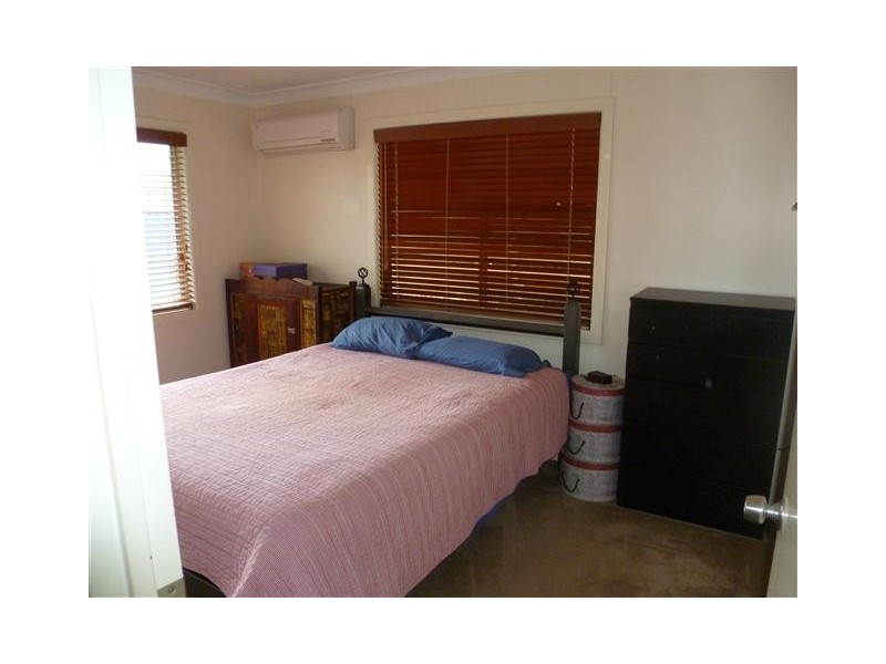 6-8 ROBUSTA, Roma QLD 4455