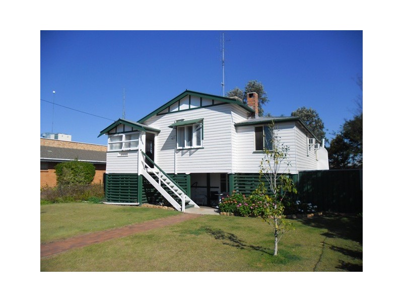 38 MARIAN ST, Miles QLD 4415