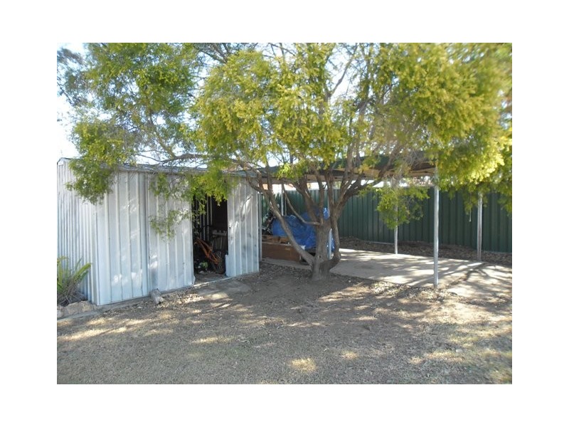 38 MARIAN ST, Miles QLD 4415