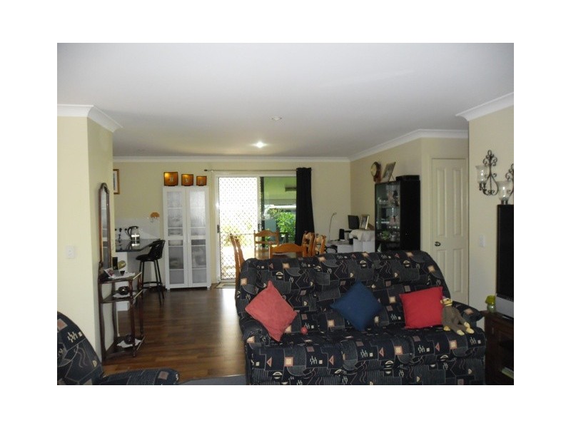 11 DAISY ST, Miles QLD 4415
