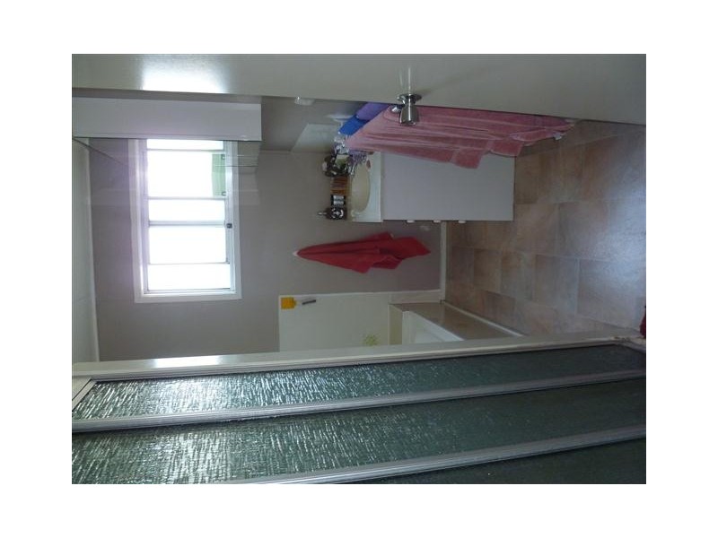 20 Elmer, Roma QLD 4455