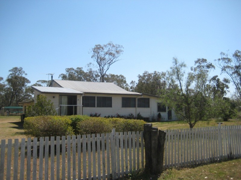21 Albert Street, Jandowae QLD 4410