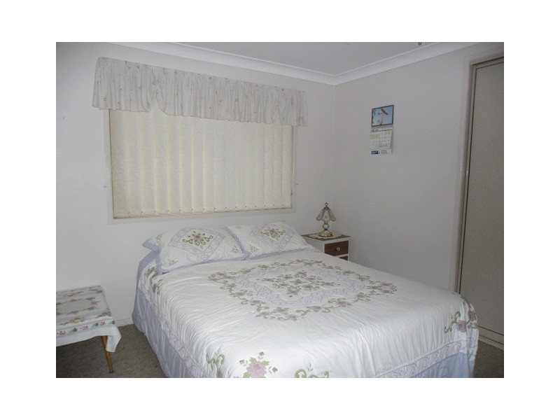 19 LEE ST, Miles QLD 4415