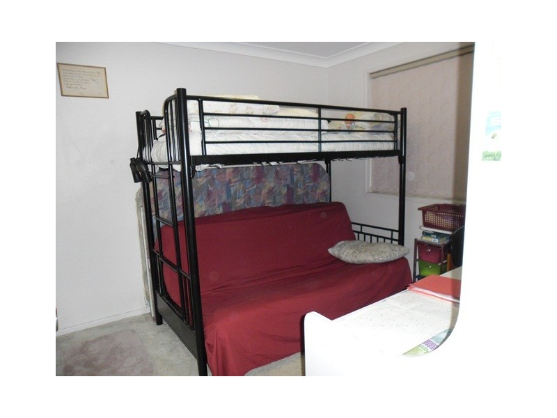 19 LEE ST, Miles QLD 4415