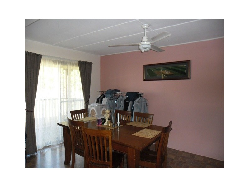 5 DAISY ST, Miles QLD 4415