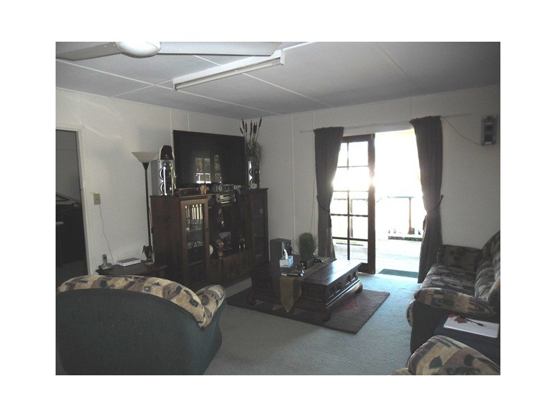 5 DAISY ST, Miles QLD 4415