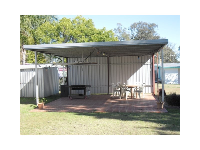 5 DAISY ST, Miles QLD 4415