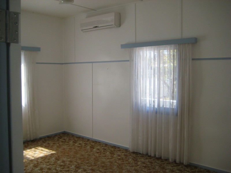 64 Geraghty Street, Cecil Plains QLD 4407