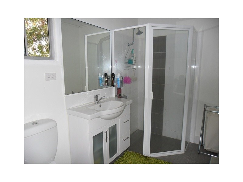 72-74 CONSTANCE ST, Miles QLD 4415