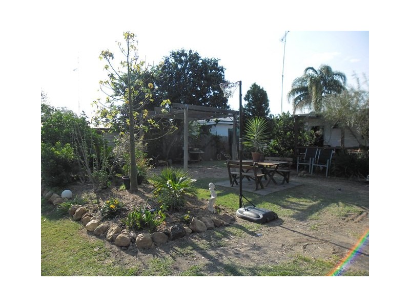 60 EDITH STREET, Miles QLD 4415