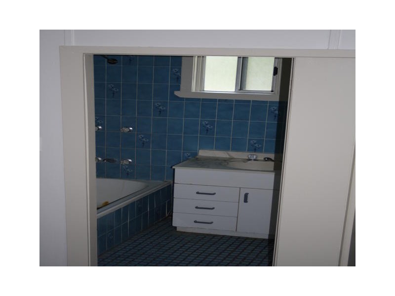 138 THISTLE STREET, Blackall QLD 4472