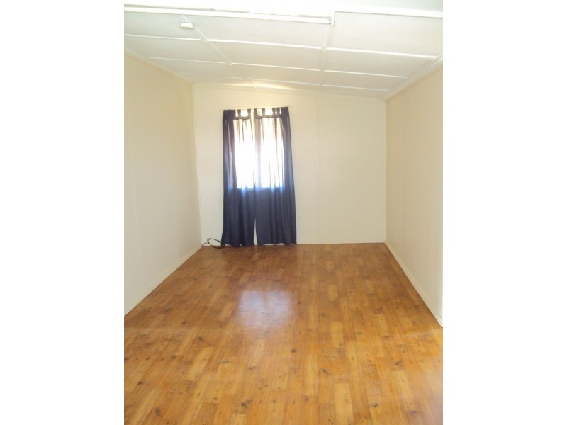154 Spoonbill Street, Longreach QLD 4730
