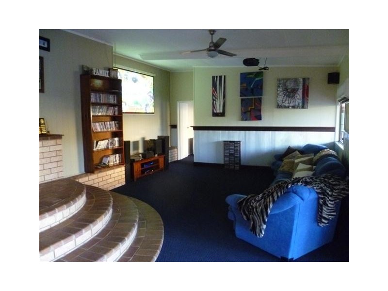 94 Quintin Street, Roma QLD 4455