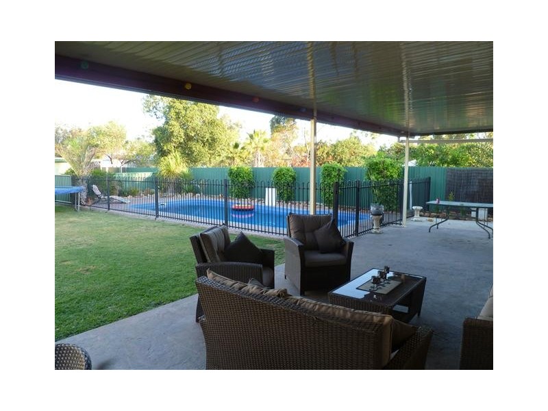 94 Quintin Street, Roma QLD 4455