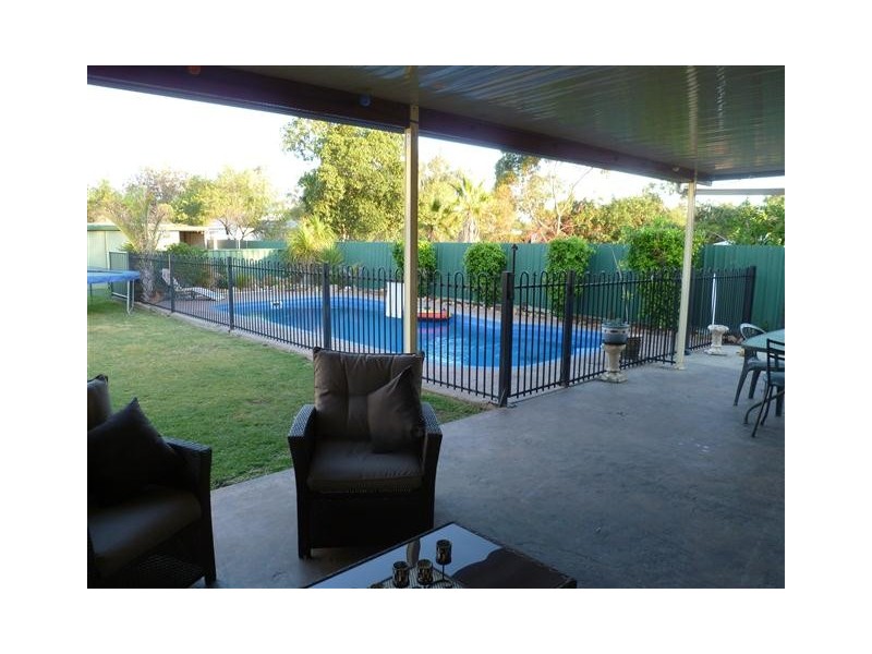 94 Quintin Street, Roma QLD 4455