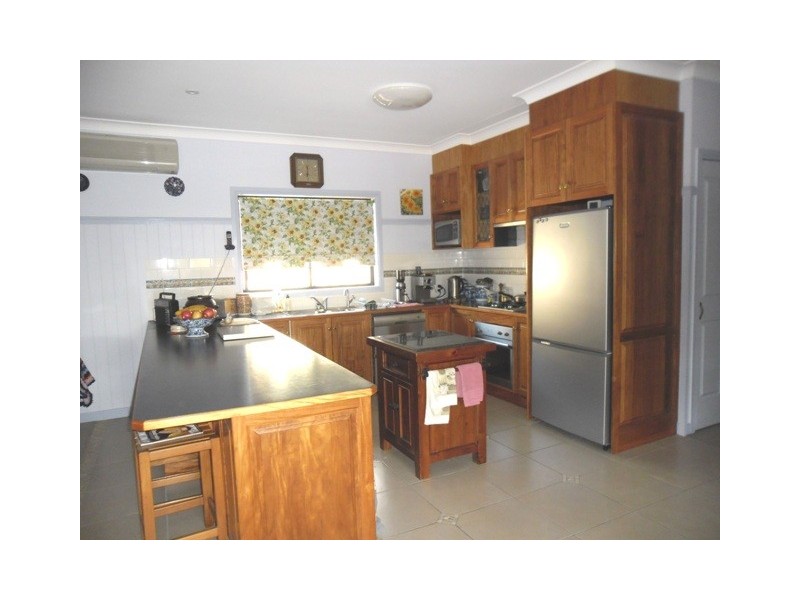 14 HEENEY ST, Chinchilla QLD 4413