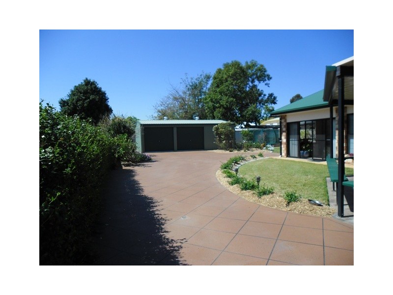 14 HEENEY ST, Chinchilla QLD 4413