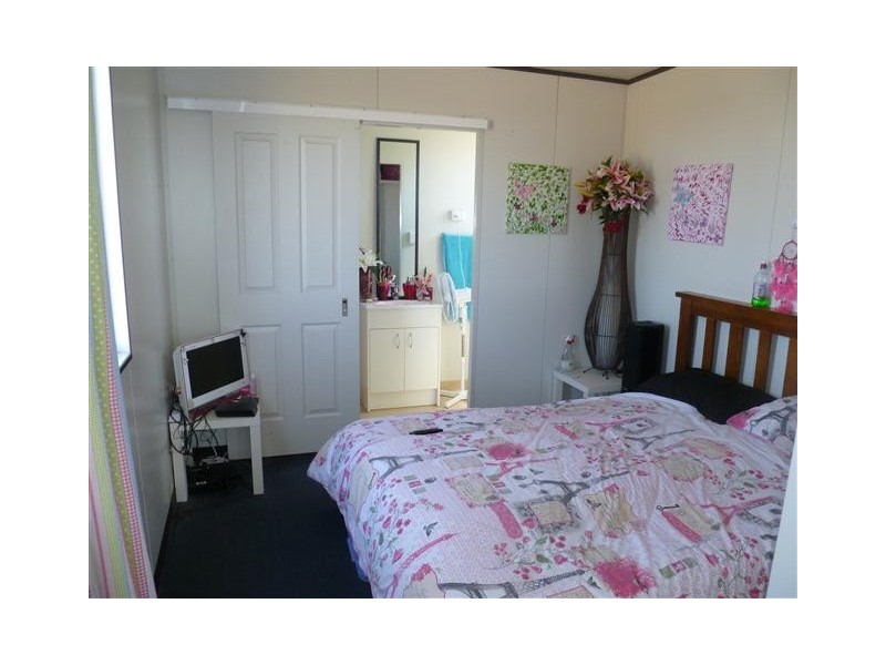 L287 WARREGO HWY, Roma QLD 4455