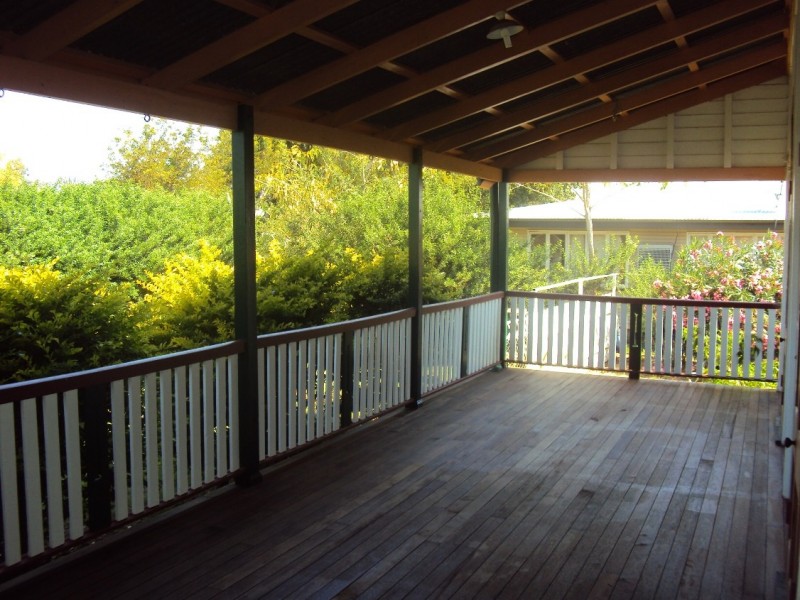 51 Crane Street, Longreach QLD 4730