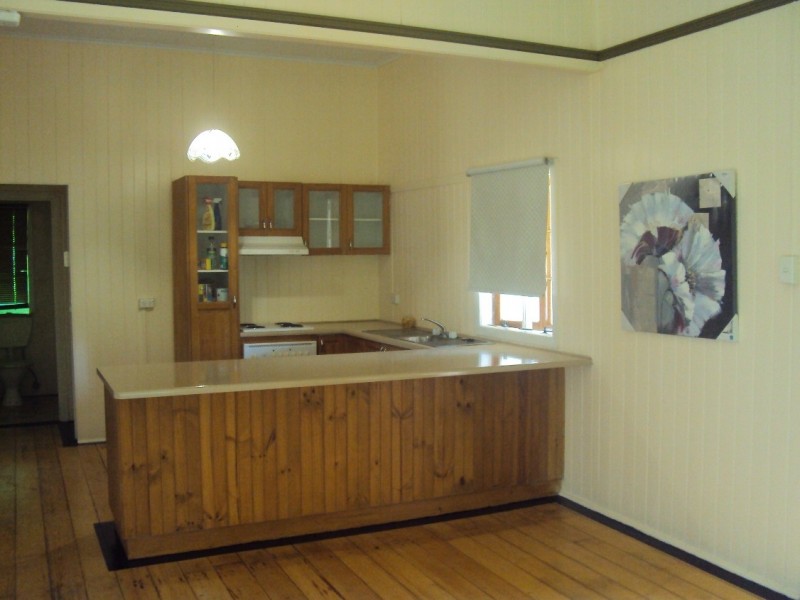 51 Crane Street, Longreach QLD 4730