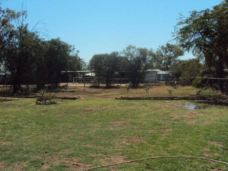 51 Crane Street, Longreach QLD 4730