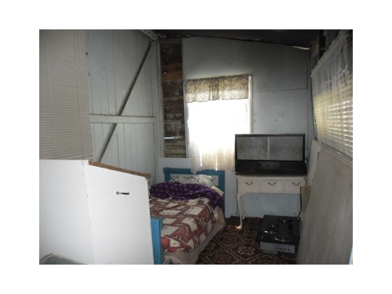 17 LYNAGH ST, Miles QLD 4415