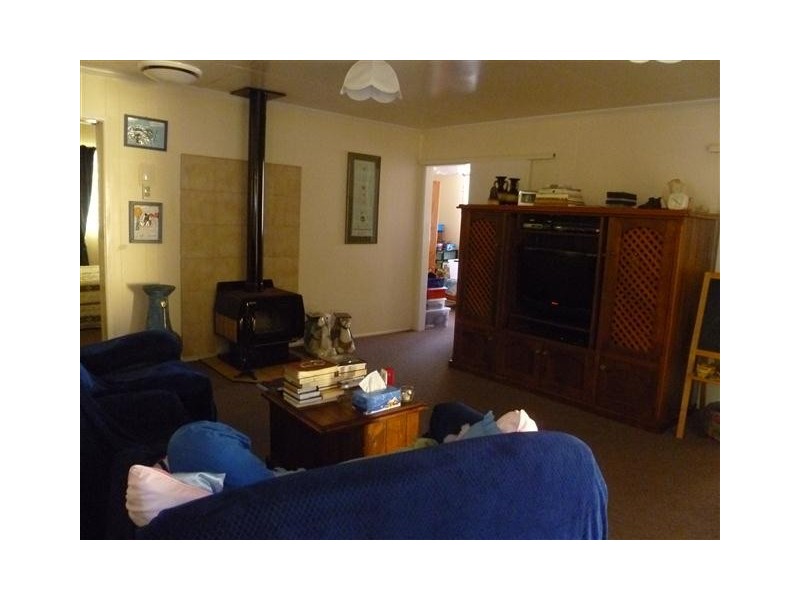 32 Northern Rd, Roma QLD 4455