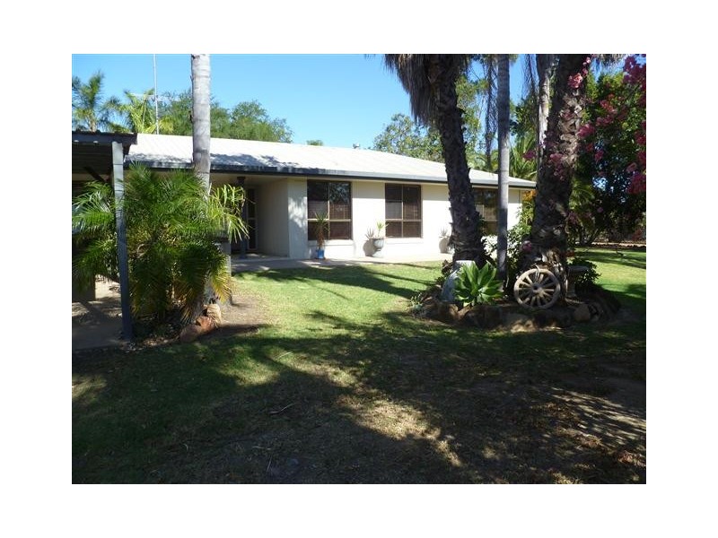 48 ROSLYN, Roma QLD 4455