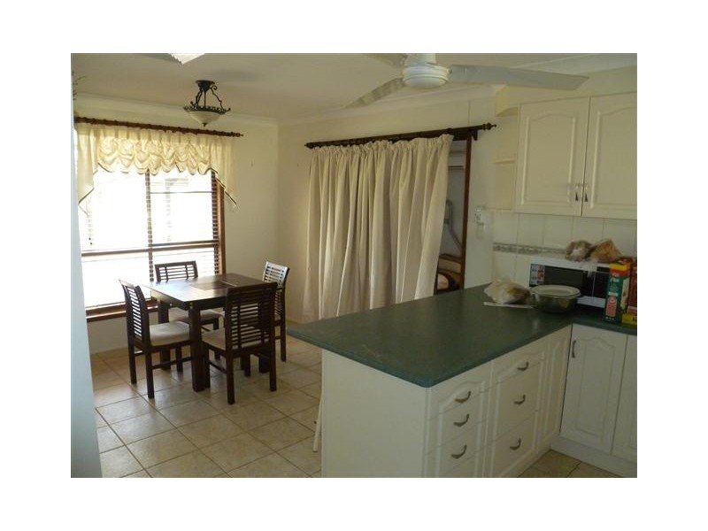 48 ROSLYN, Roma QLD 4455