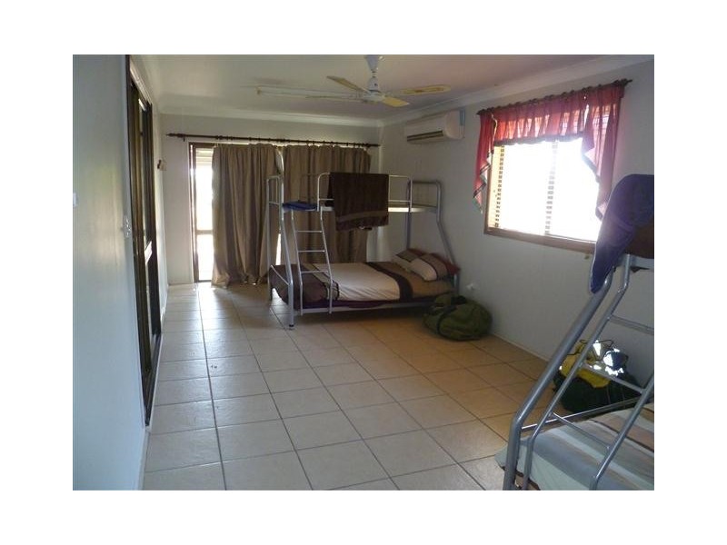 48 ROSLYN, Roma QLD 4455