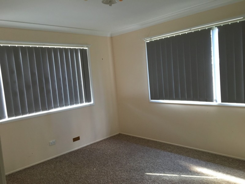 98 HOOKSWOOD RD, Miles QLD 4415