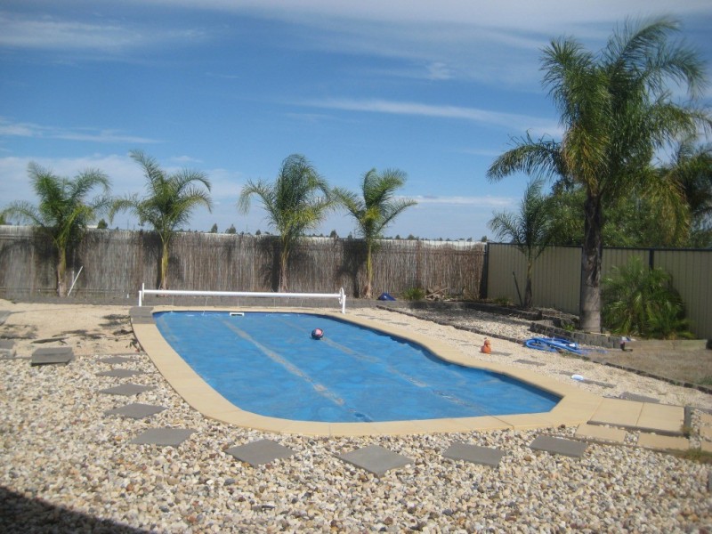 10 Parkers Avenue, Dalby QLD 4405