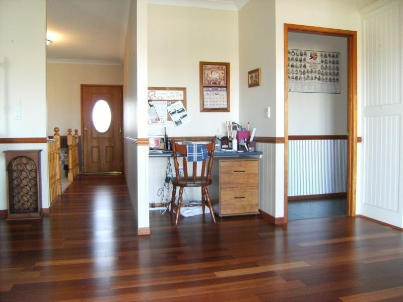 10 Parkers Avenue, Dalby QLD 4405