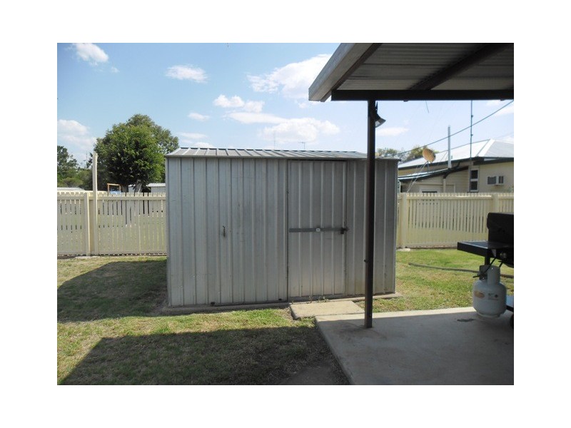 12 CONDAMINE ST, Miles QLD 4415